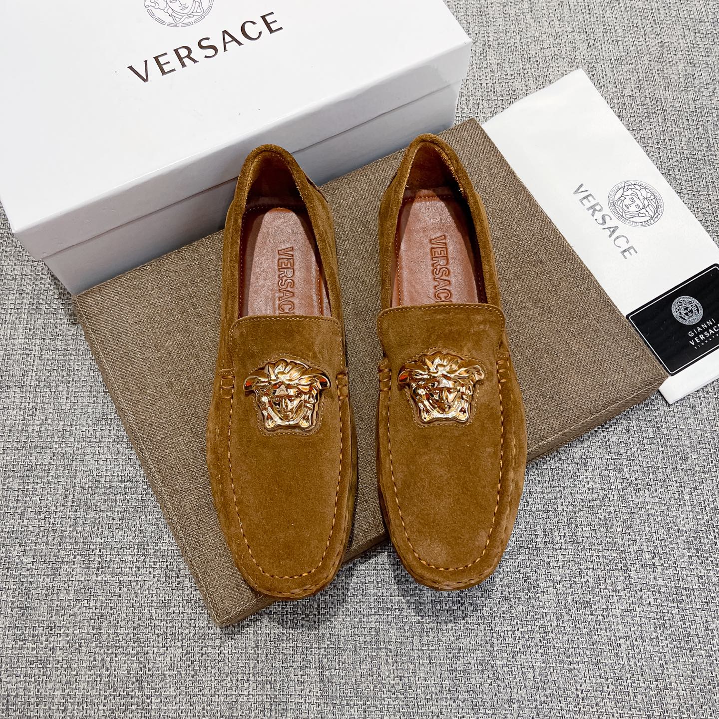 Vs Medusa Men's Classic Slip-On XX250900834