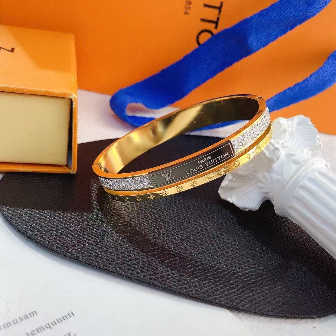 LV Iconic Crystal-Embellished Bangle YPD25090914