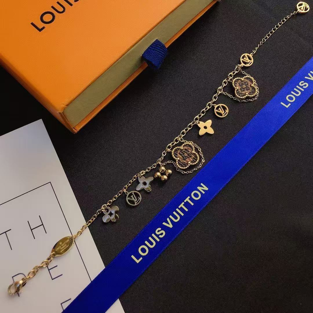 LV Multi-Charm Bracelet YPD25090922