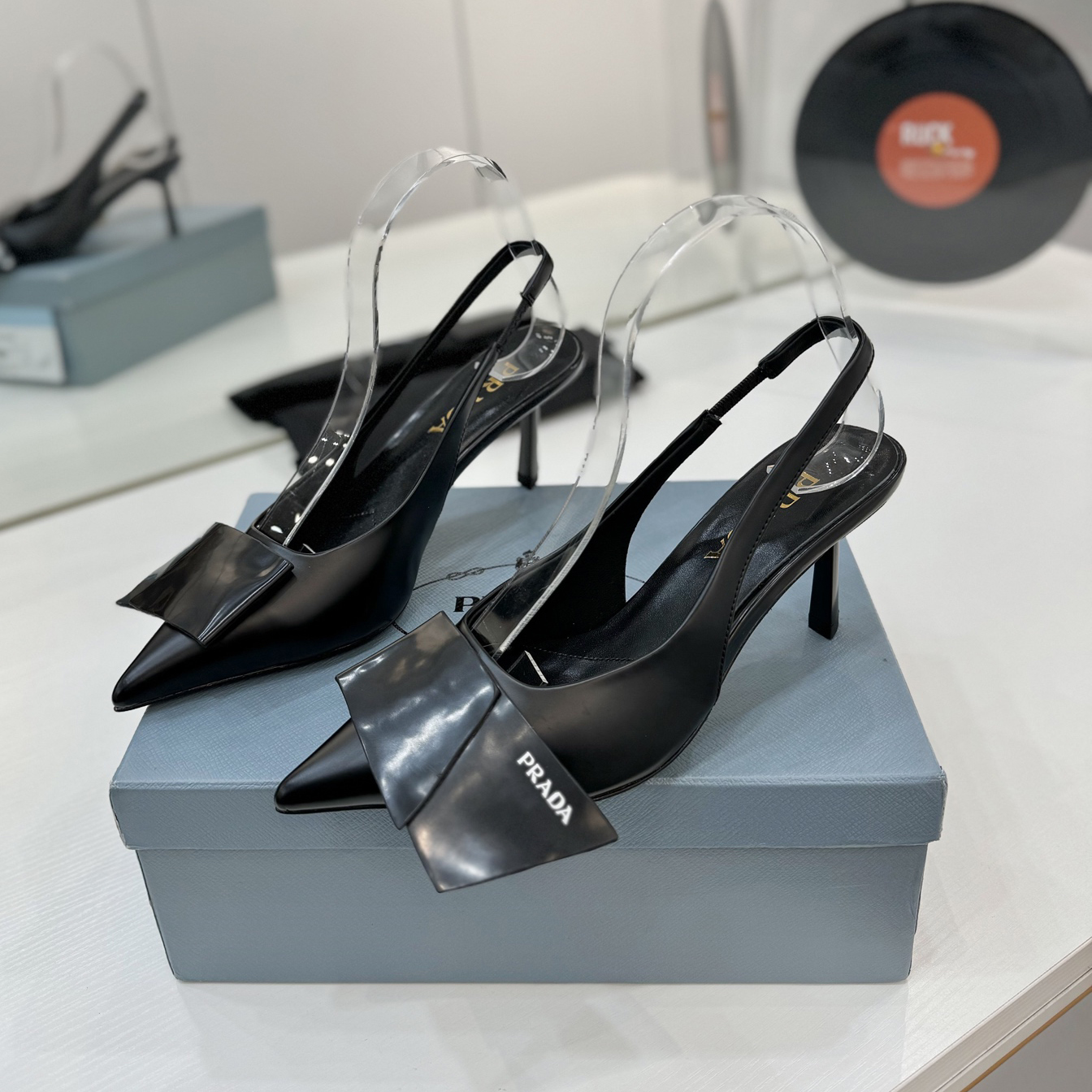 PRA Women's Pointed Toe Origami Sandals AM25090929