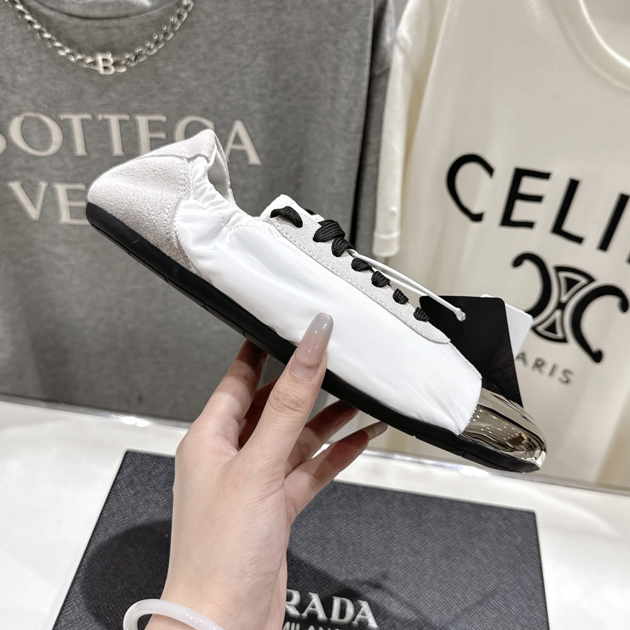 PRA 25New Lace-Up Mary Jane Sneakers AM25090911