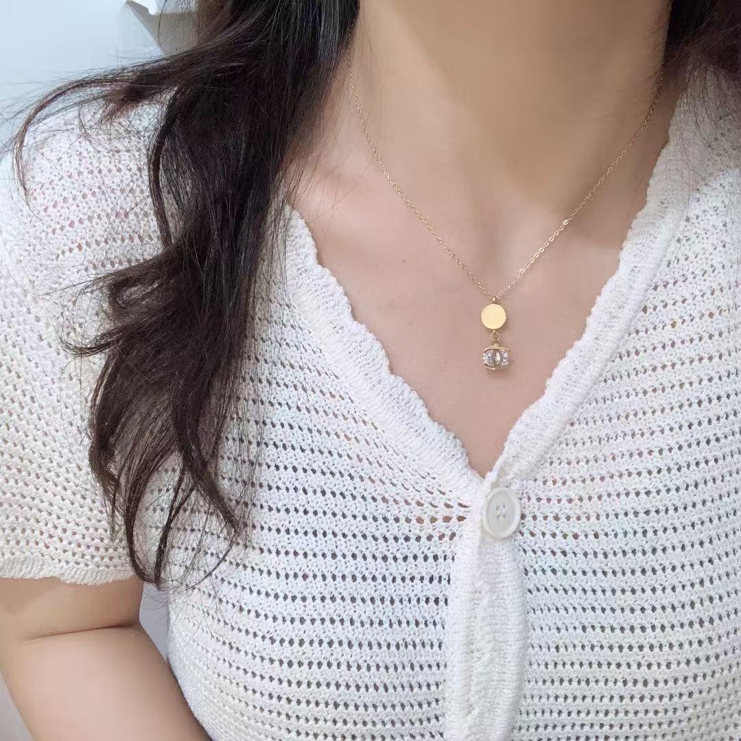 CH Double C Crystal - Embellished Gold Ball Pendant Set YPD25091021