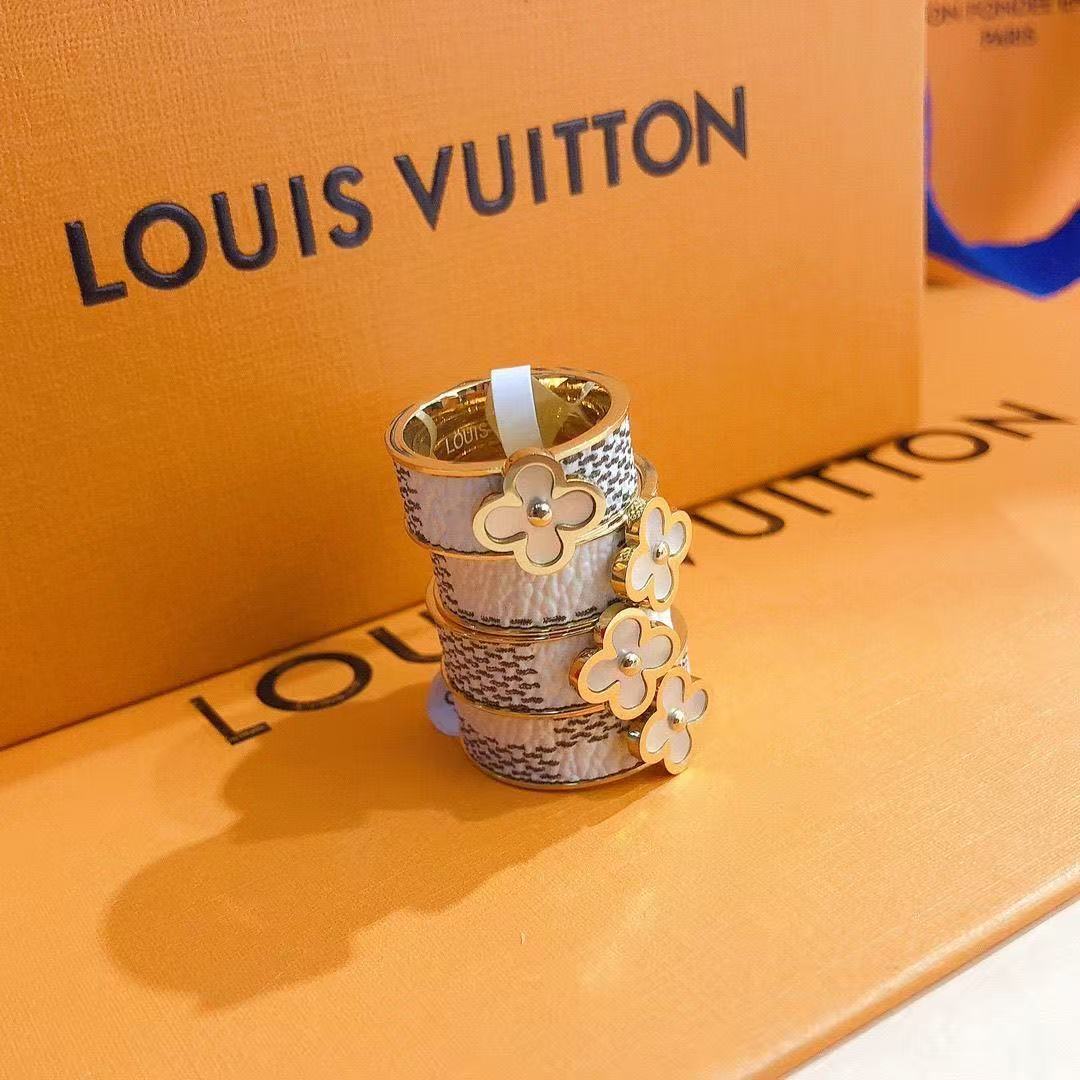 LV Damier Azur - Inspired Four - Leaf Flower Wide Ring YPD25091033