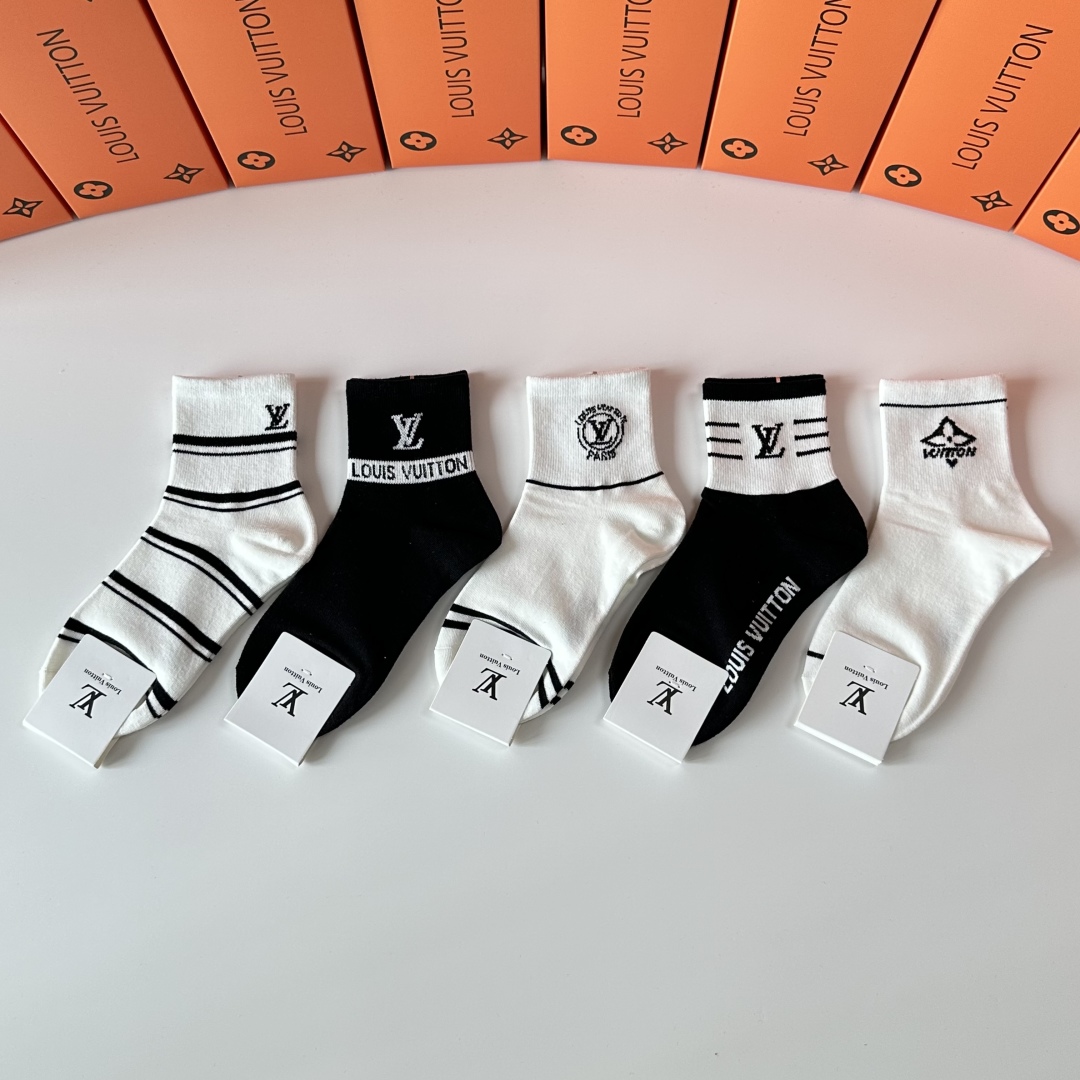LV Unisex Socks Set YPD25091127