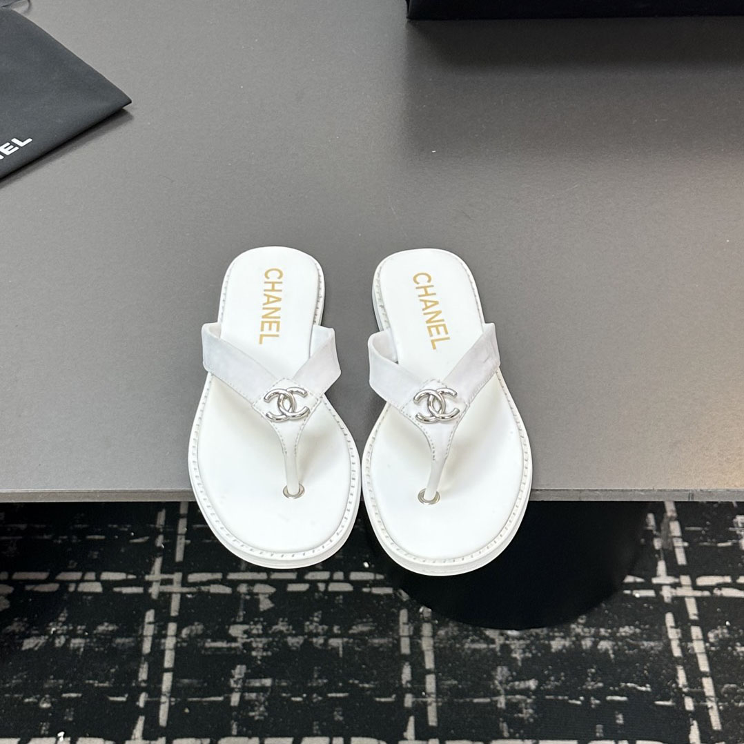 CH Classic Flip Flops AE25091107