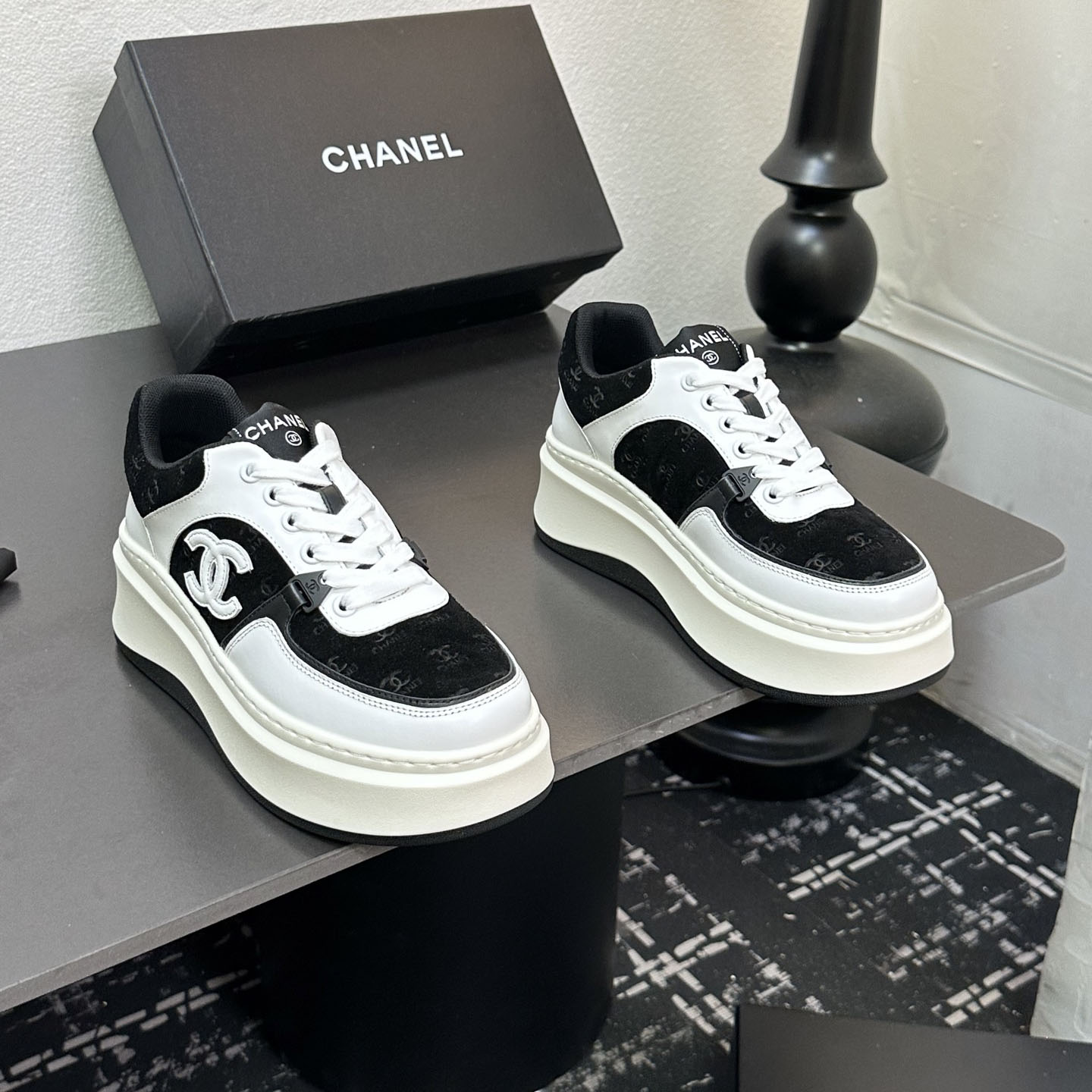 CH Logo Embossed Casual Sneakers VB25091020