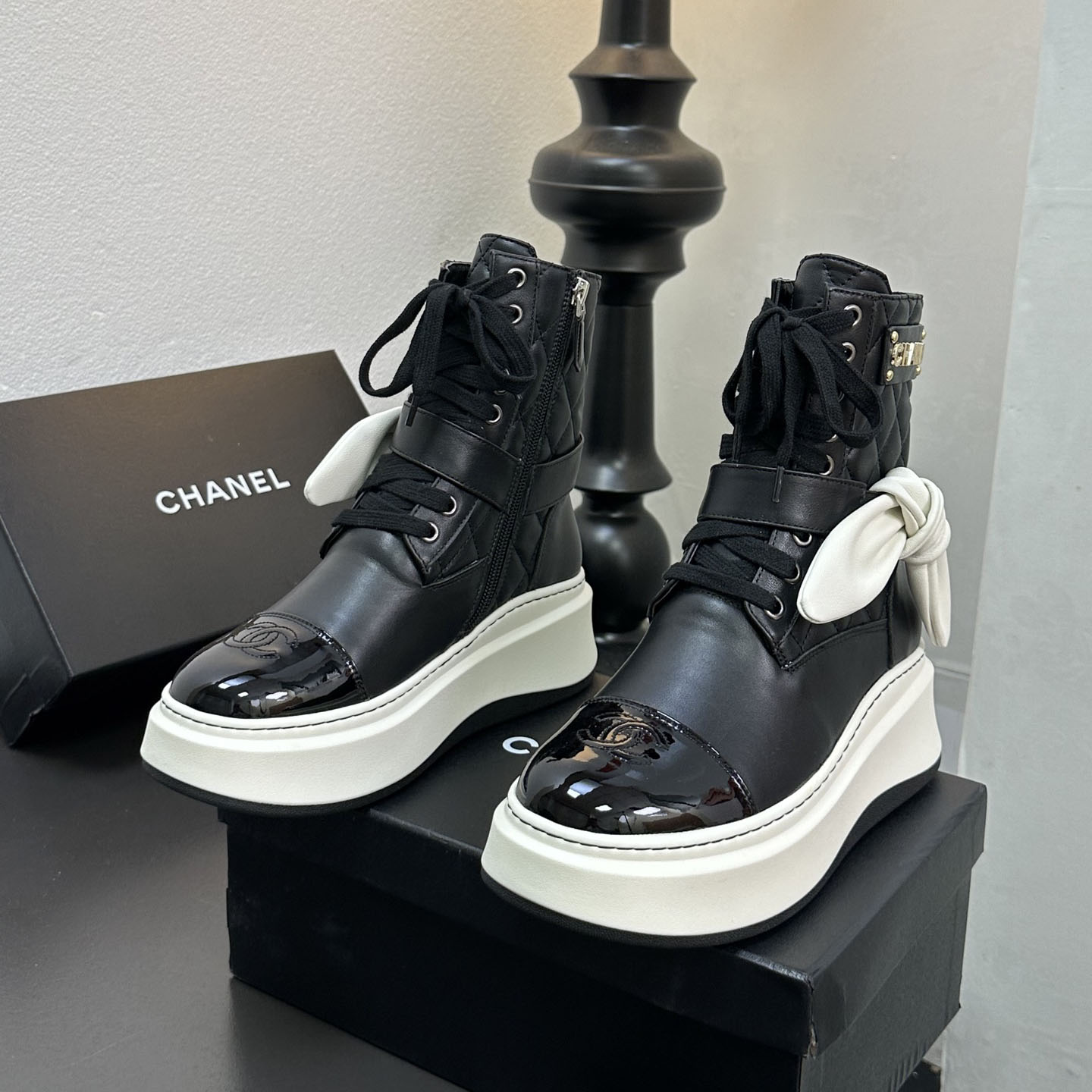 CH Classic Diamond Pattern Rabbit Ear Lace-Up Boots AE25091108