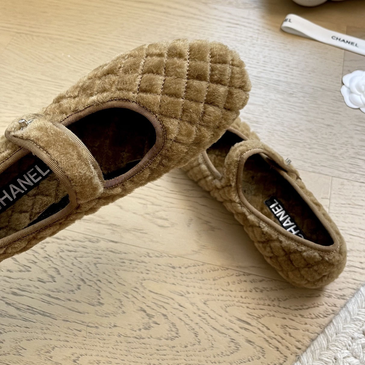 CH 25New Lambswool Mary Jane Shoes AE25091114