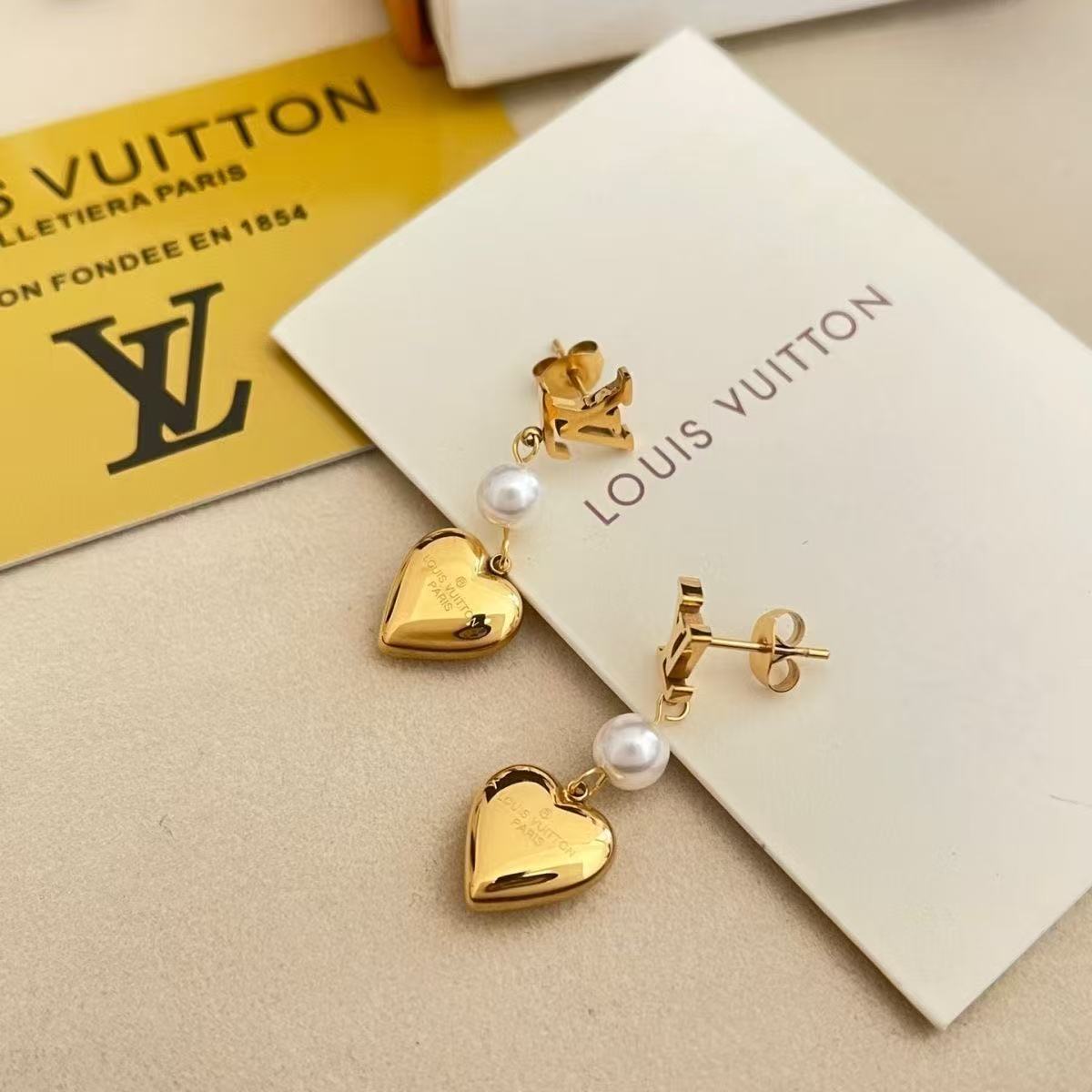 LV Gold heart pearl drop earrings YPD25091126