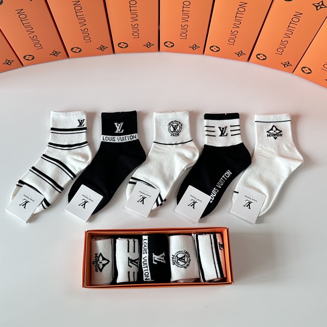 LV Unisex Socks Set YPD25091127