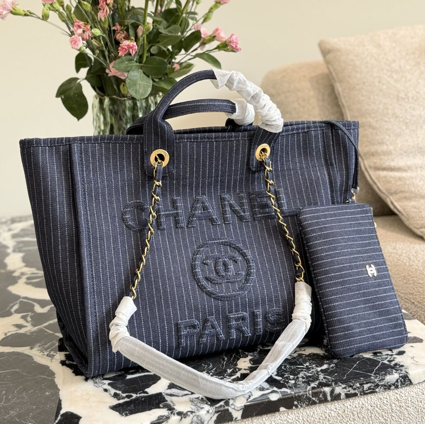 CH Denim Style Large Canvas Tote XX25091305