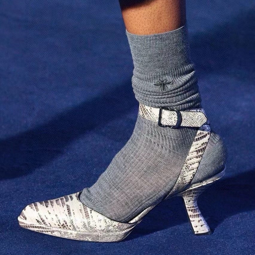 CD Lightweight and breathable mid-calf socks Set  YV25091380