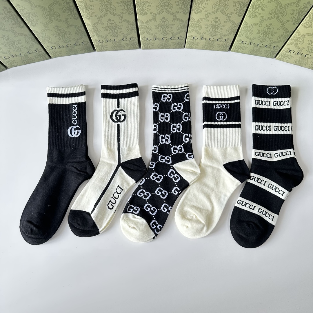 GG  Unisex Mid-Calf Socks Set YV25091319