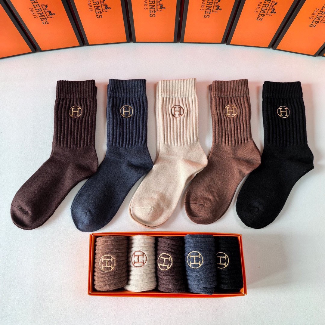 HM H logo Mid-Calf Cashmere Socks Set YV25091330