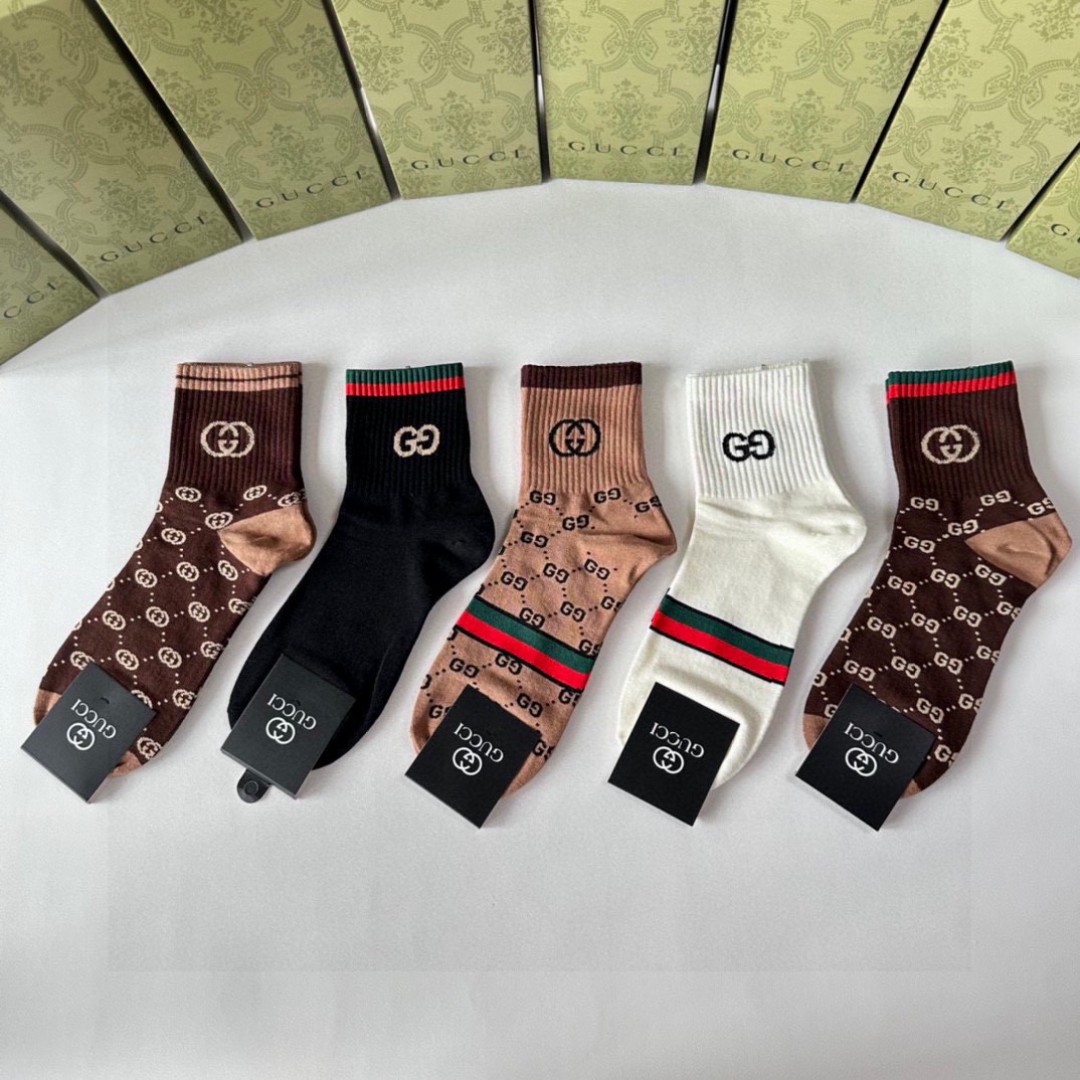 GG  Unisex Mid-Calf Socks Set YV25091320