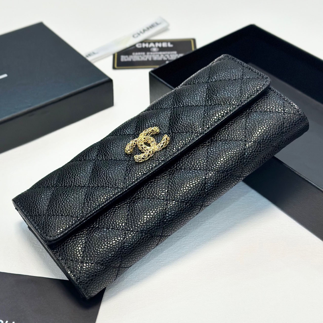 CH Exclusive Caviar Leather Long Bifold Wallet XX25091310
