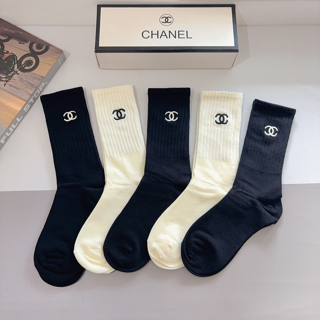 CH Black&White Mid-Calf Socks Set  YV25091358