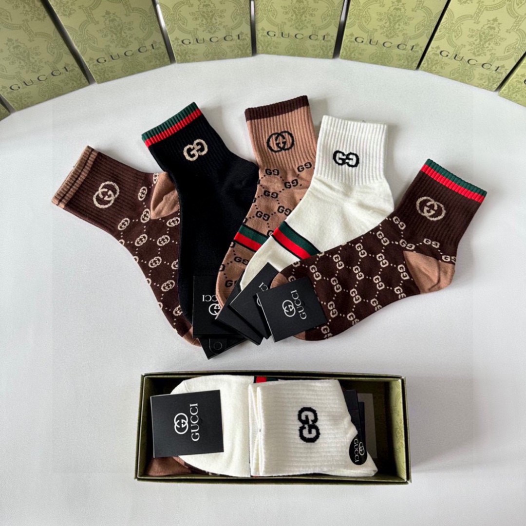 GG  Unisex Mid-Calf Socks Set YV25091320