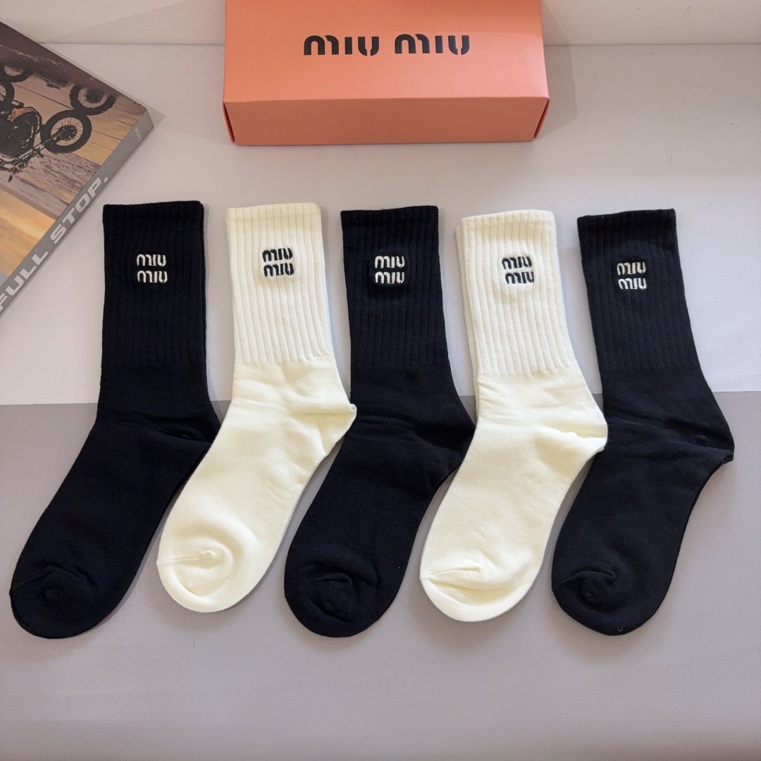 MIU Women's mid-calf socks Set YV25091303