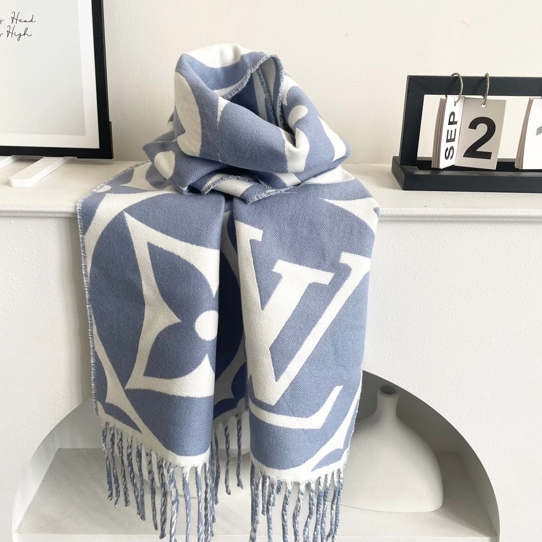 LV Large Letter Pattern Cashmere Scarf  YV25091426