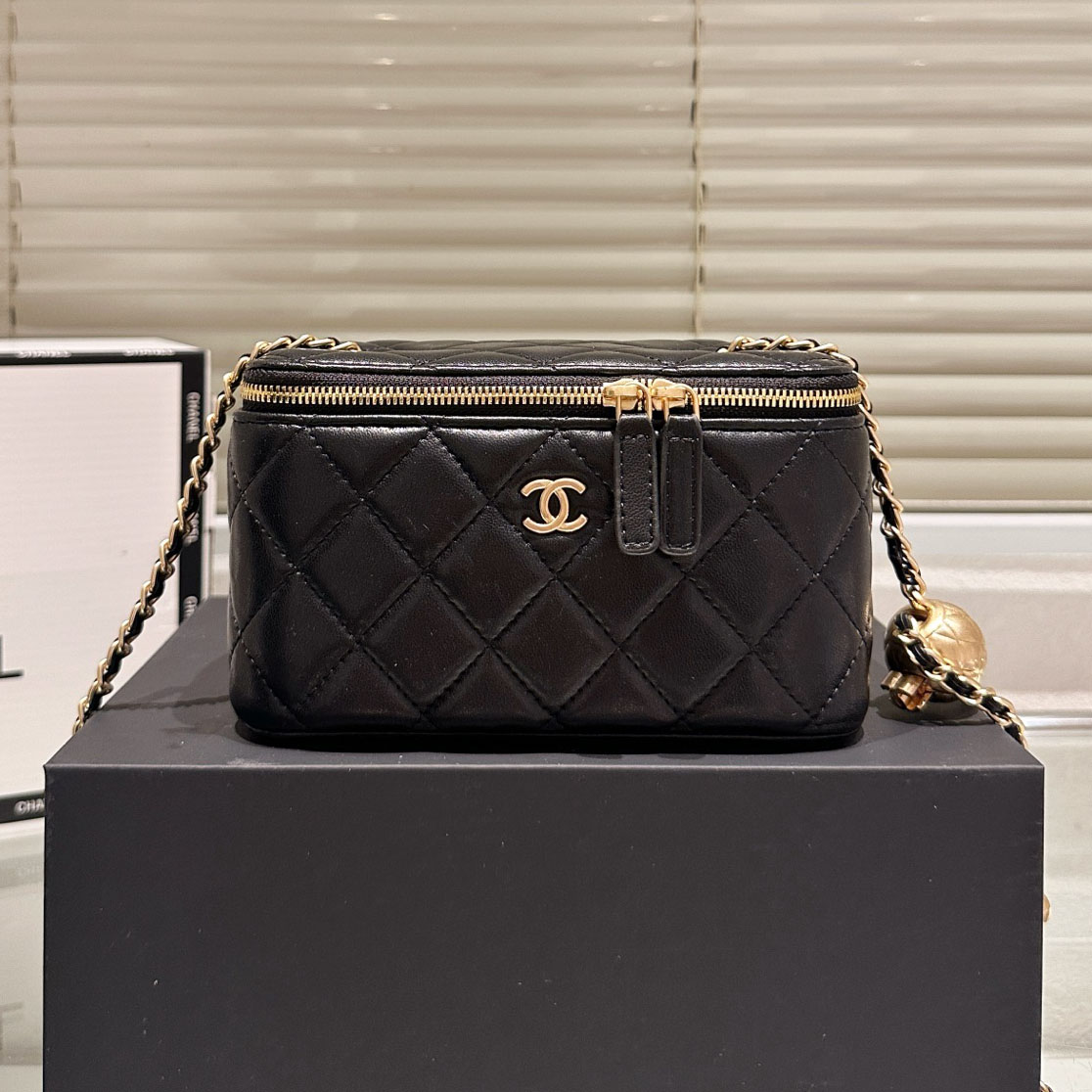 CH Cosmetic Pouch with Gold Ball Chain AE25091405