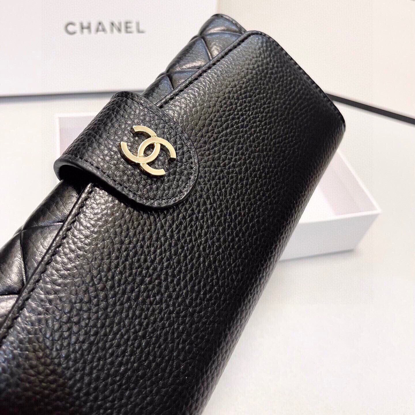 CH Folding Long Wallet AE25091406