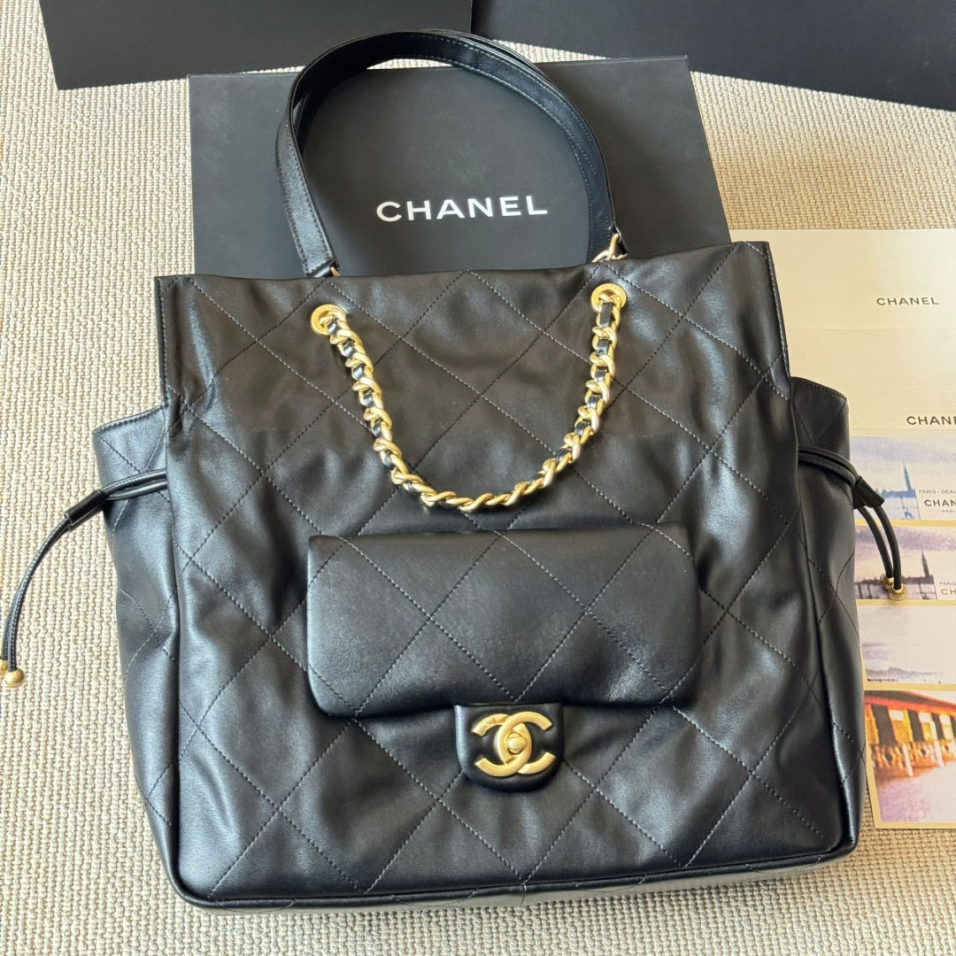 CH 25C Shopping Bag AE25091402