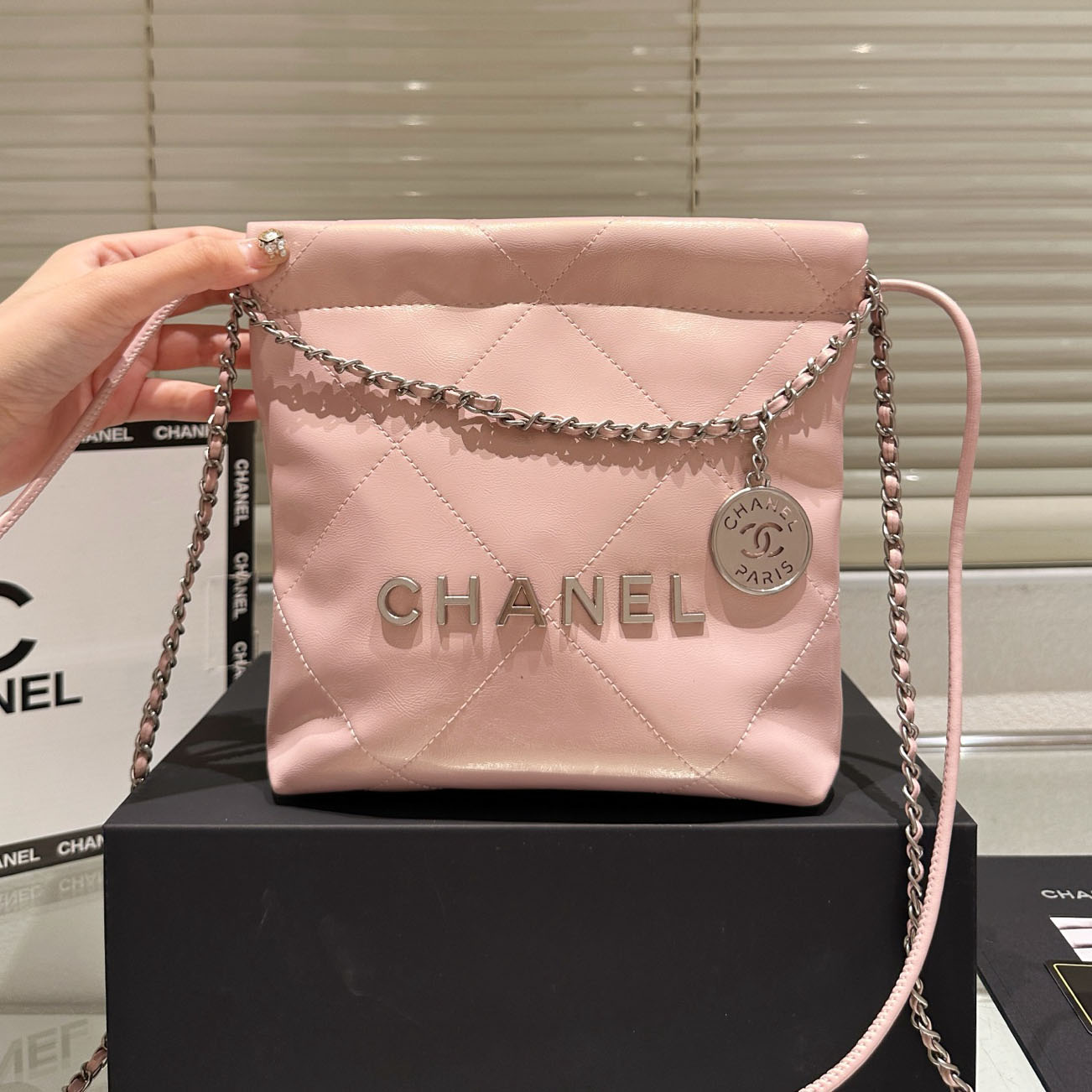 CH 22 Waxed Leather Handbag -20cm AE25091418