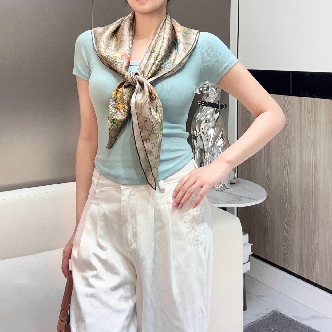 GG Animal and Floral Prints Silk Square Scarf YV25091430