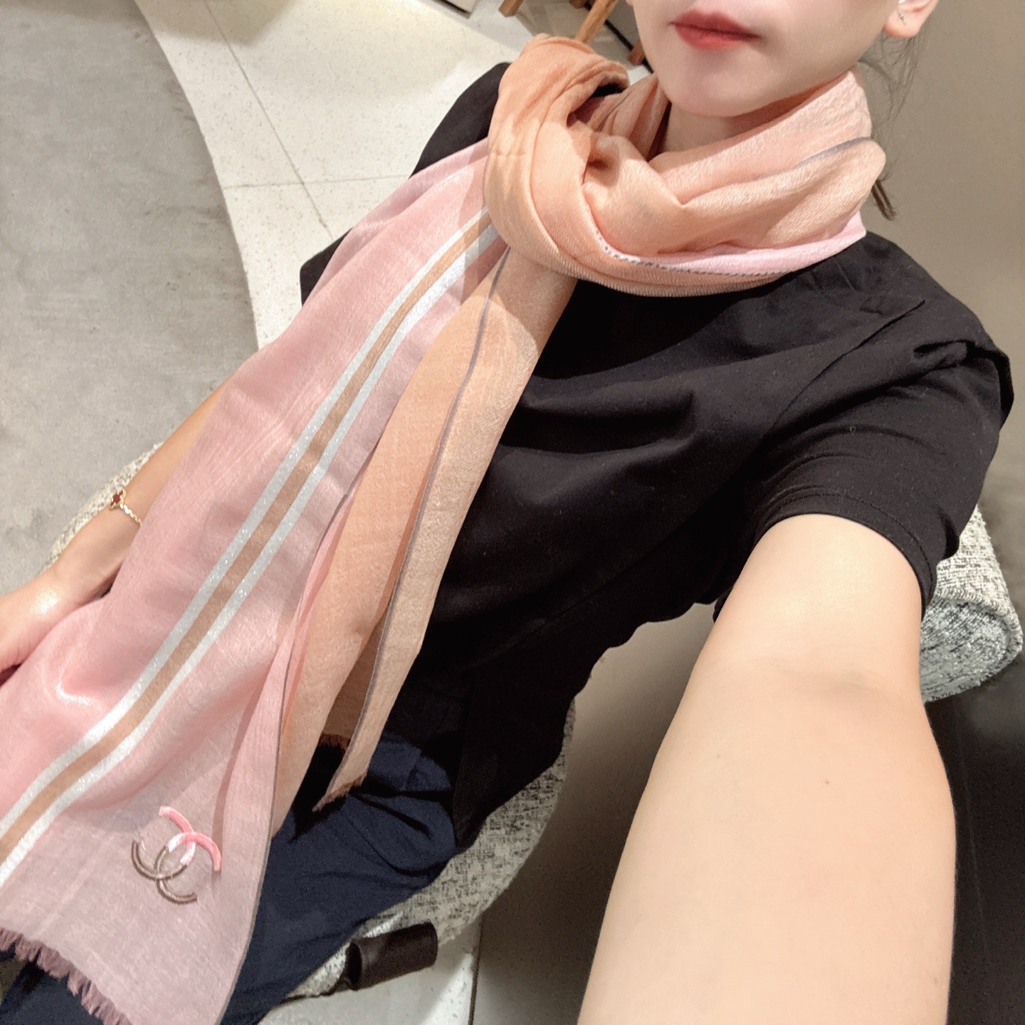 CH Double C Metallic Thread Embroidered Two - Tone Logo Scarf  YV25091403