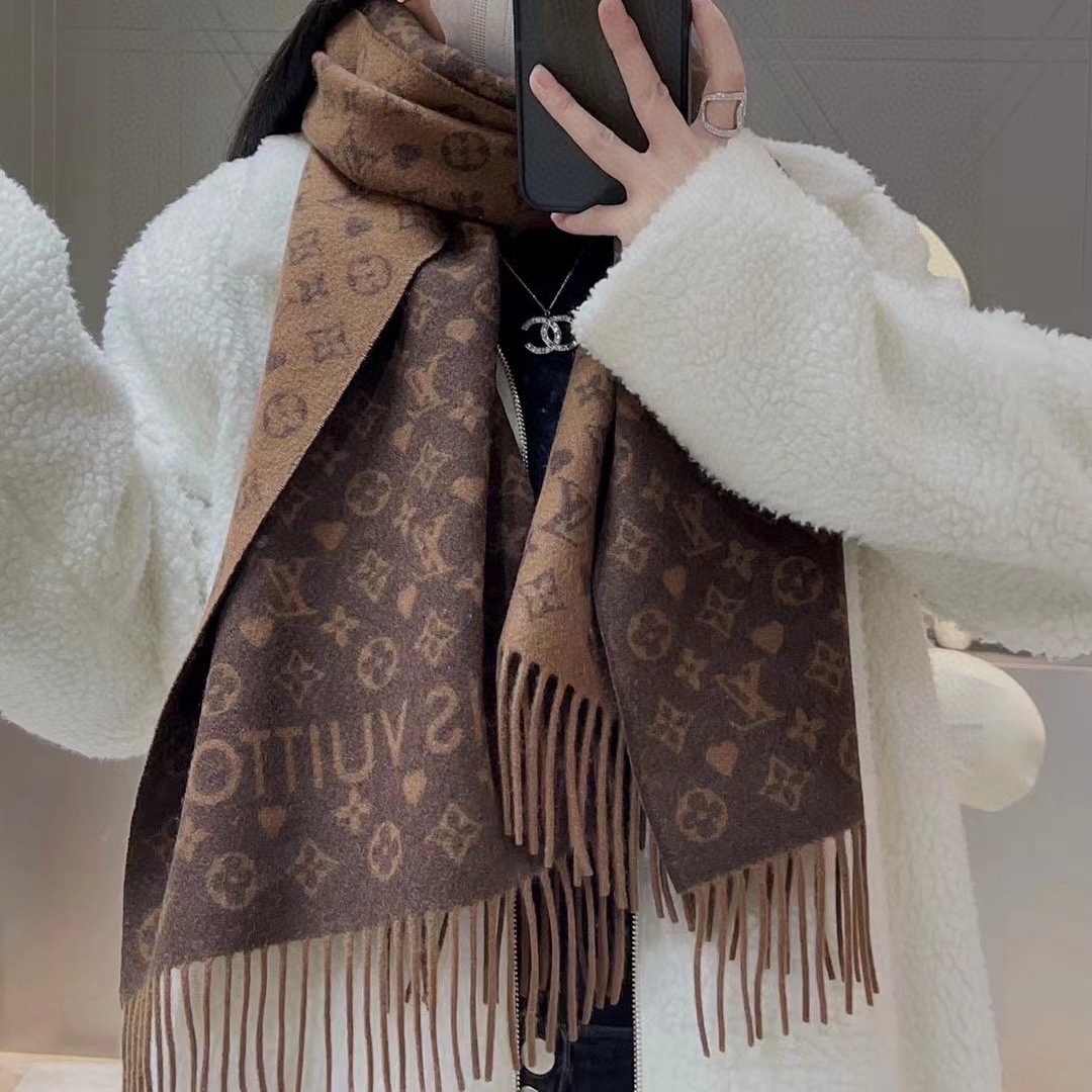 LV Unisex Double-Faced Cashmere Scarf  YV25091406