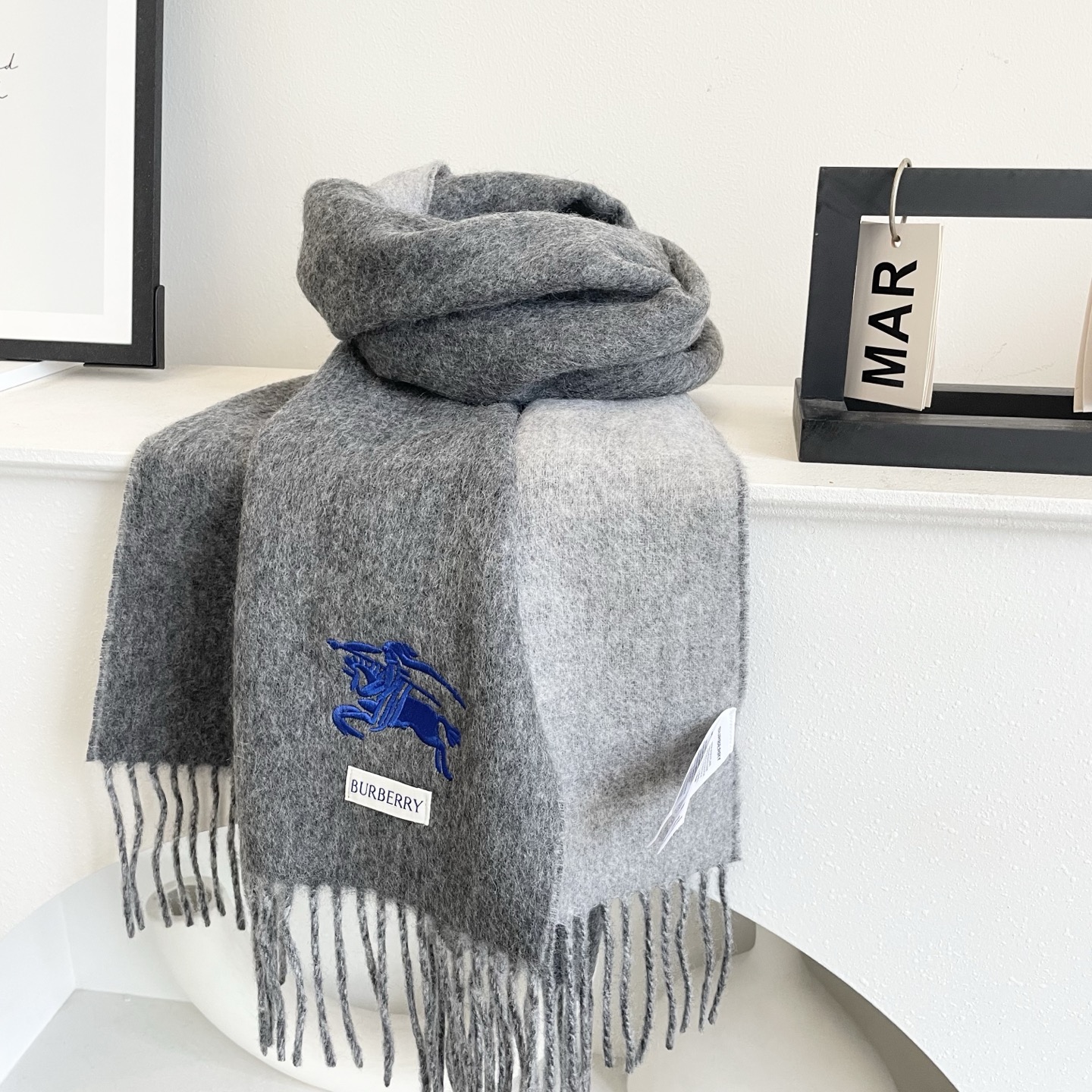 Bur Iconic Knight Embroidery Cashmere Scarf  YV25091415