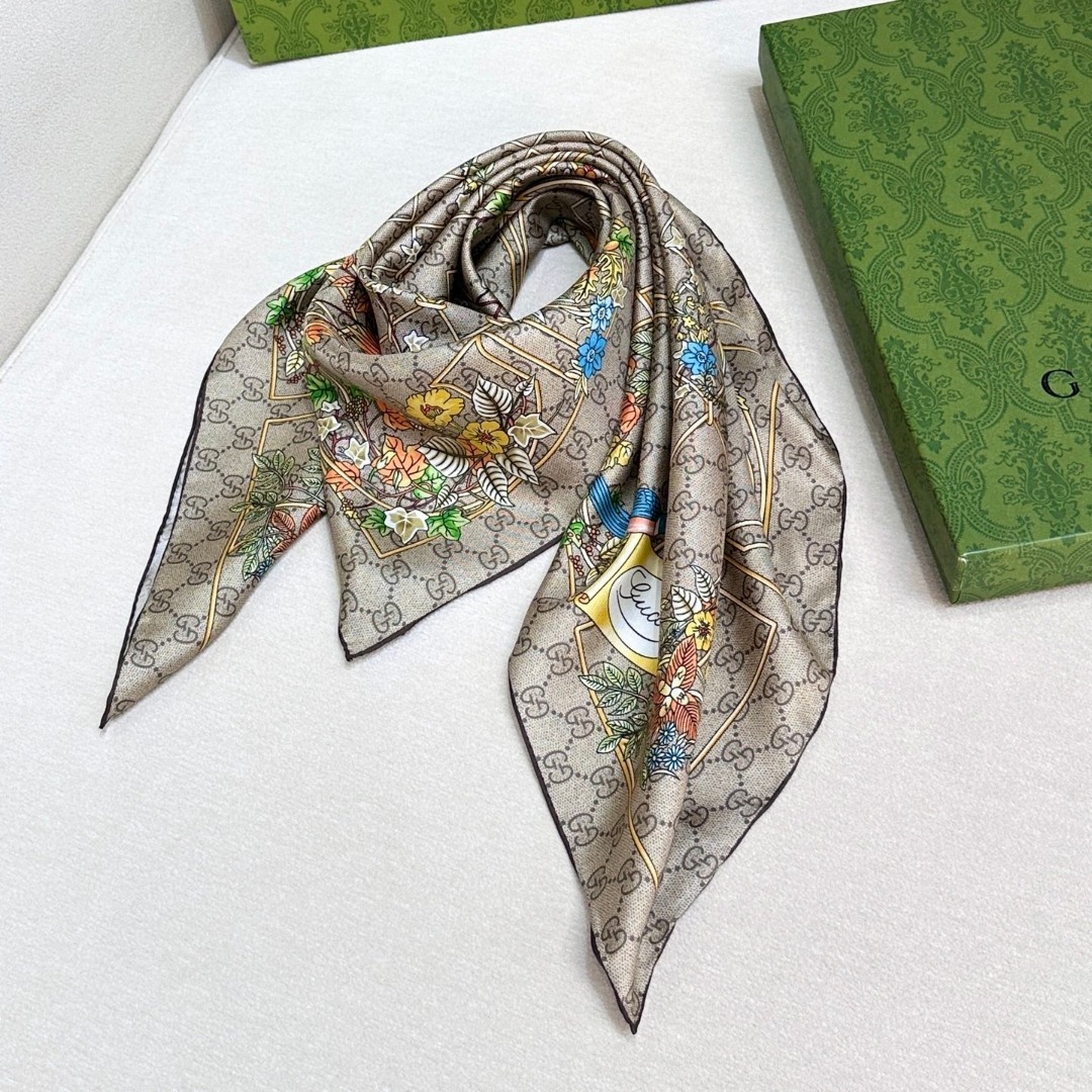 GG Animal and Floral Prints Silk Square Scarf YV25091430