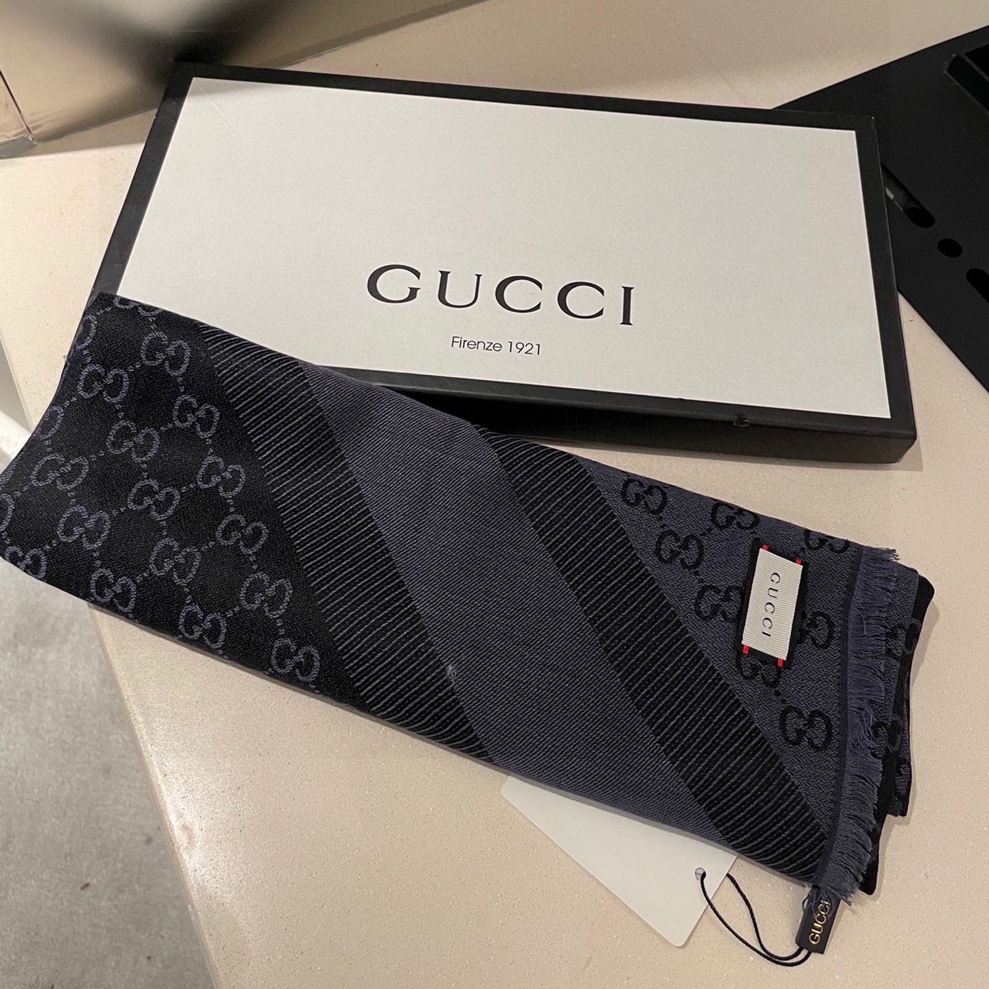 GG Unisex Classic Interlocking G Logo Cashmere and Silk Blend Scarf  YV25091501