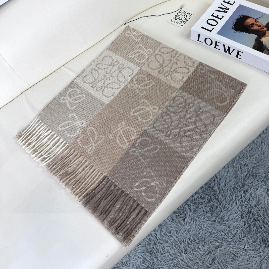 LOE Unisex Classic Anagram Logo Cashmere Scarf YV25091510