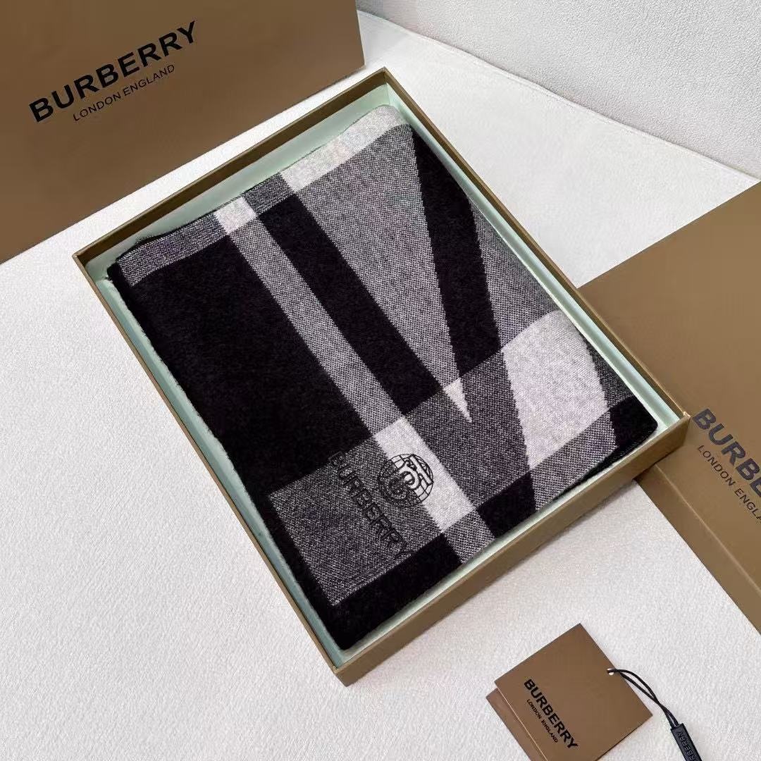 Bur Men's Classic Check Earth Logo Cashmere Scarf YV25091519