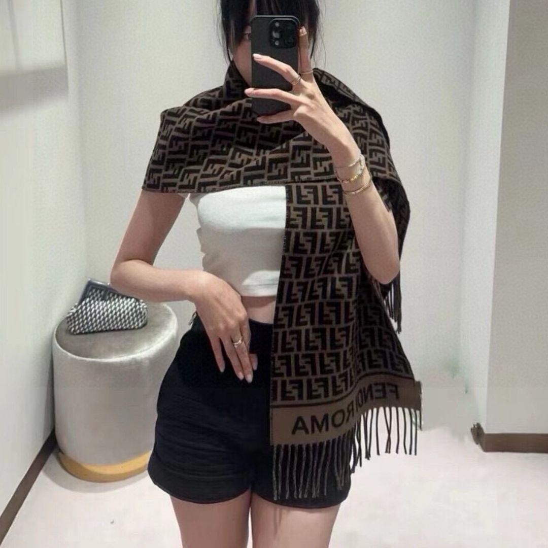 FD Double F Monogram Jacquard Fringed Scarf  YV25091609