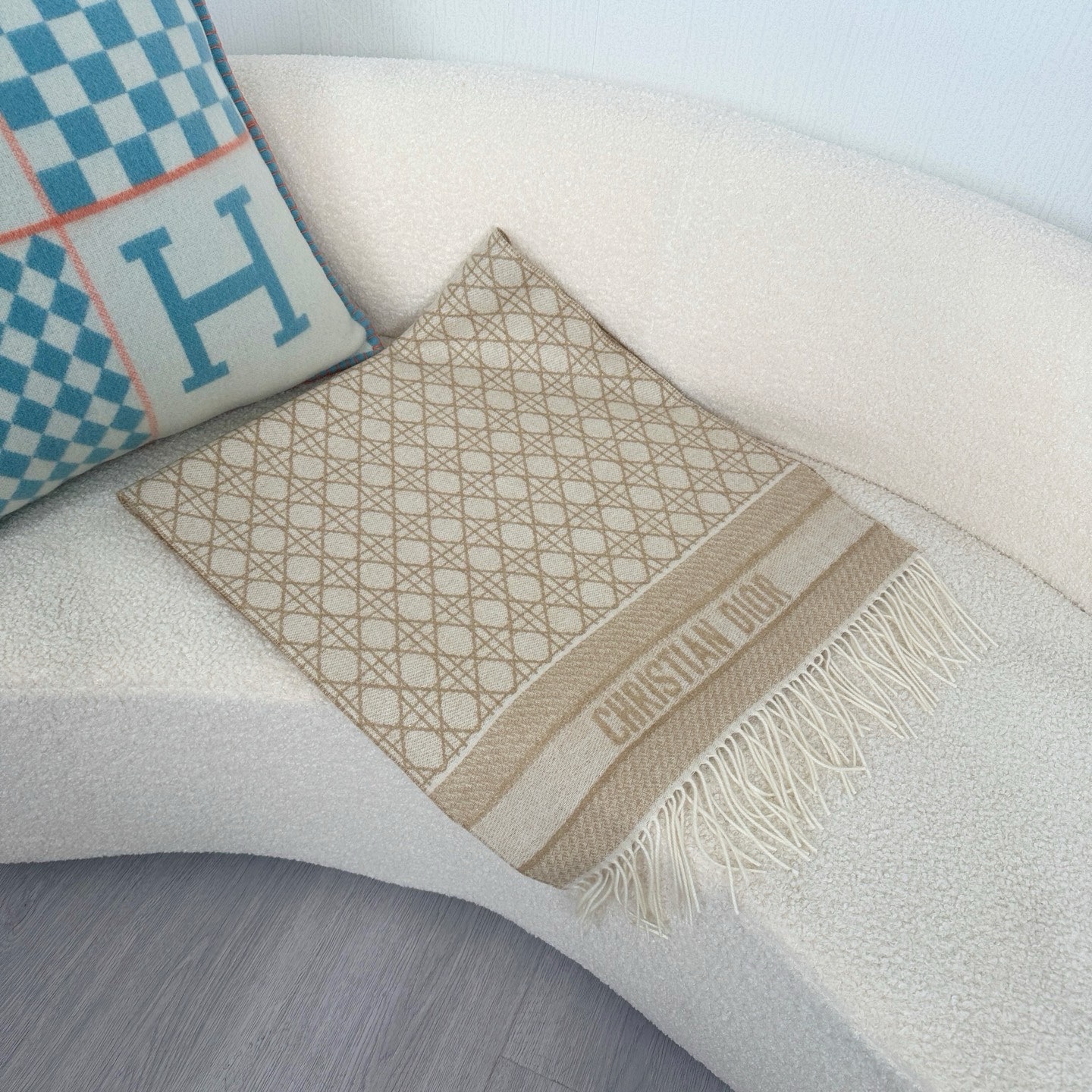 CD Oblique Jacquard Cashmere Fringed Scarf YV25091613