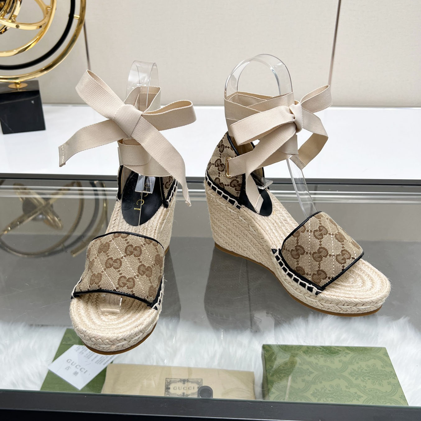 GG Wedge Straw Sandals DD250224