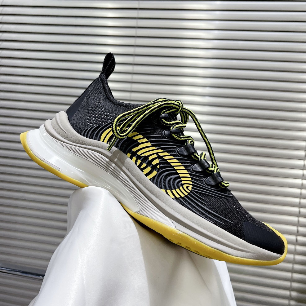 GG 22s Run Sneakers XX25091702