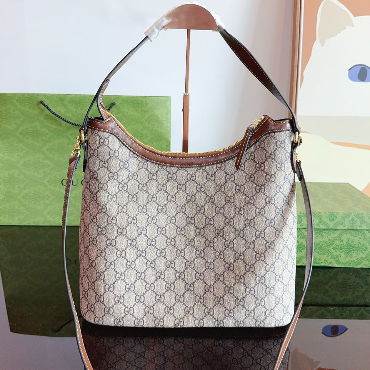 GG Travel Canvas Tote FH250532