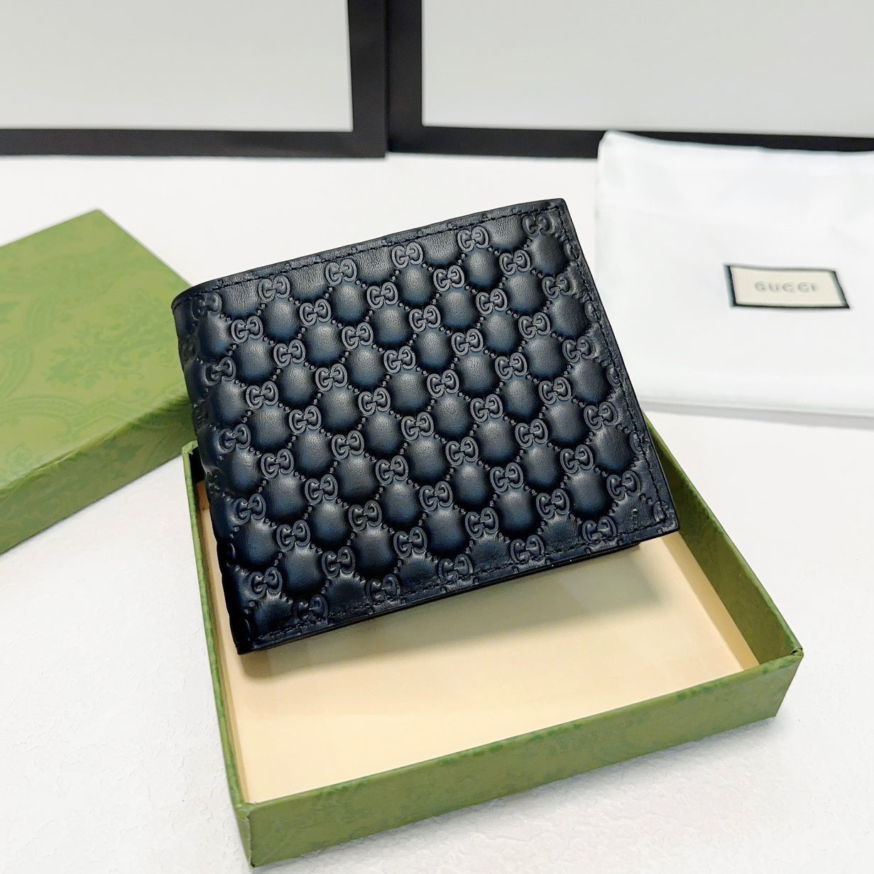 GG Classic Men's Bifold Wallet XX25091910