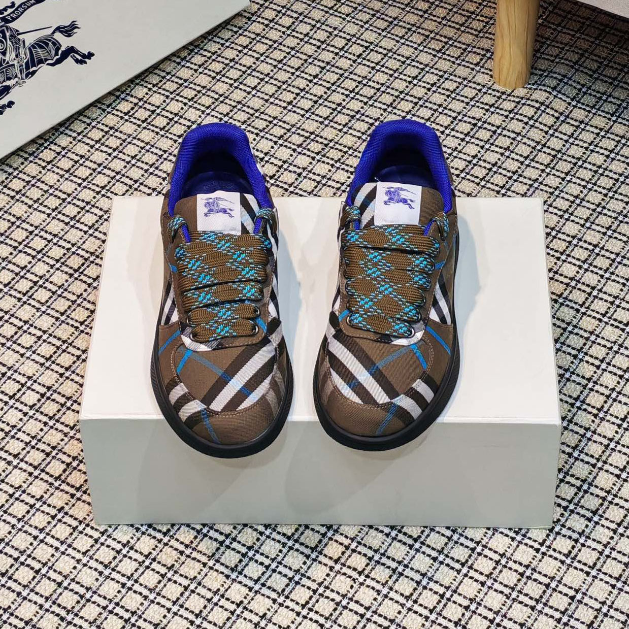 Bur Warhorse Logo Checkered Sneakers Ev25061173