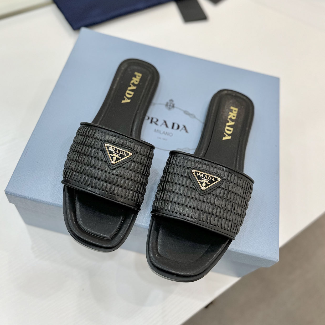 PRA 25New Woven Sandals HS250206