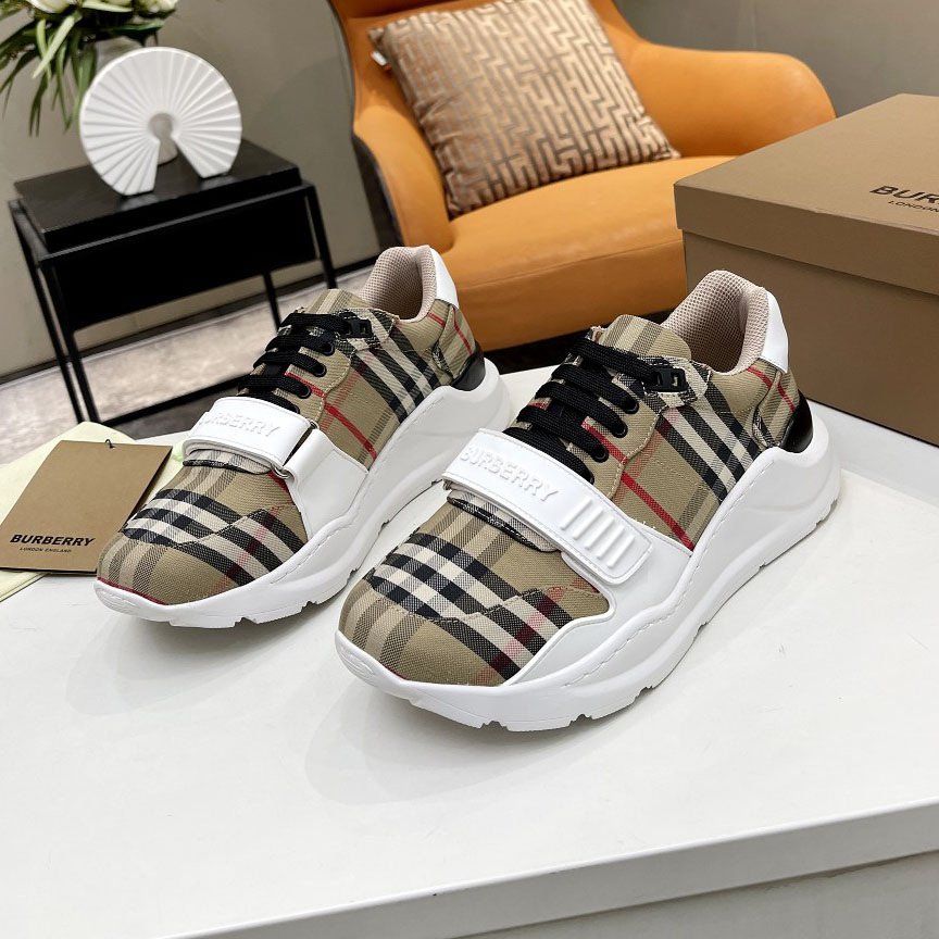 Bur Classic Sneakers Ev25061187