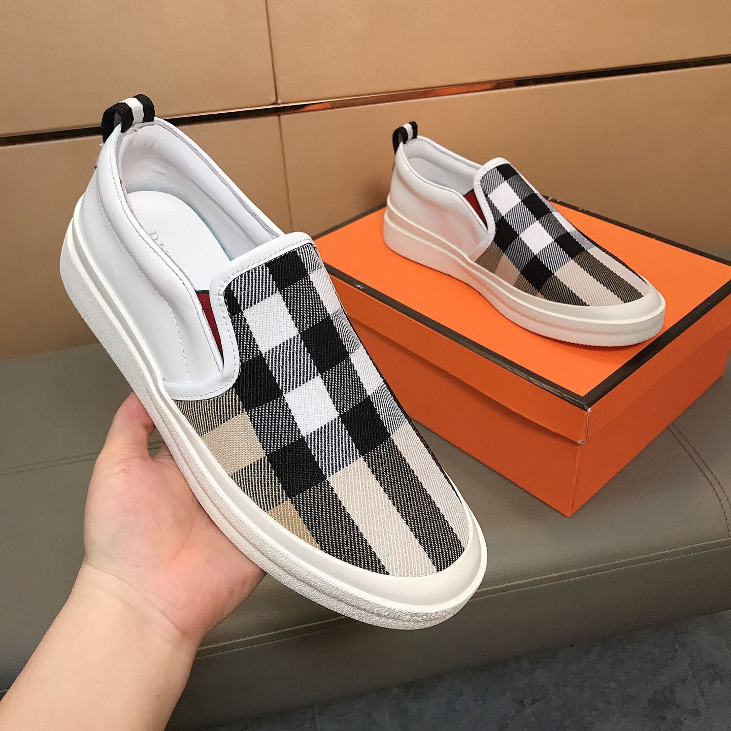 Bur Men's Leather and Twill Slip-On AM25092120