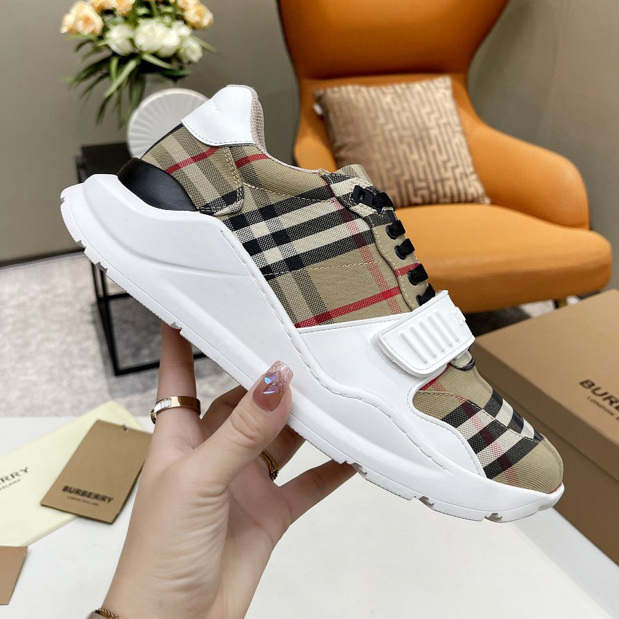 Bur Classic Sneakers Ev25061187