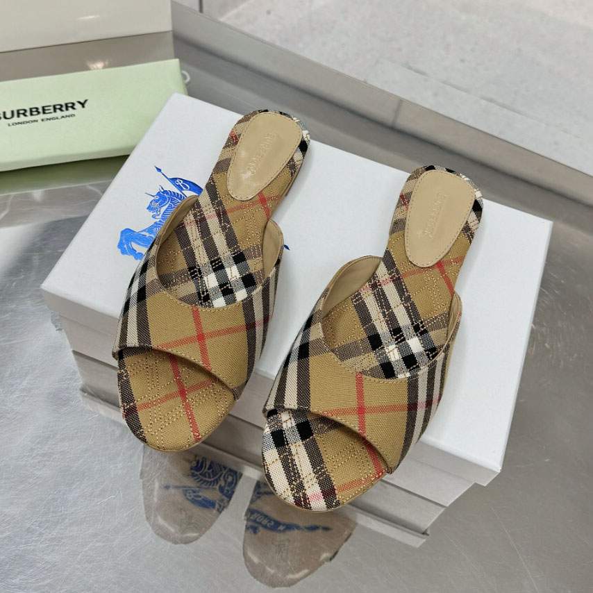 Bur Classic Flat Slides AM25092102