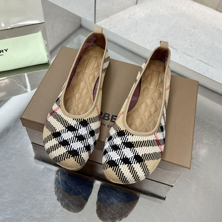 Bur Classic Twill Flats AM25092101