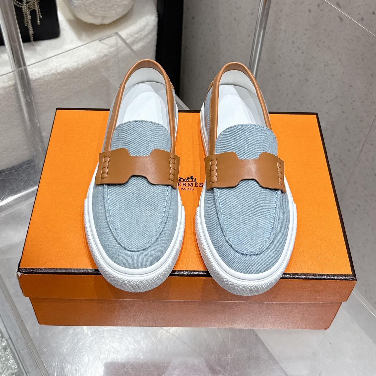 HM Classic Loafers AM25092202